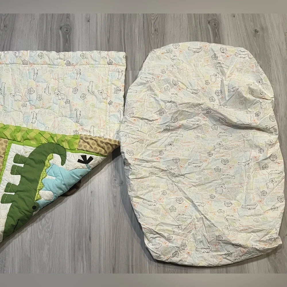 Circo 2pz Jungle Friends‎ Baby Quilt - Green, Orange, Blue